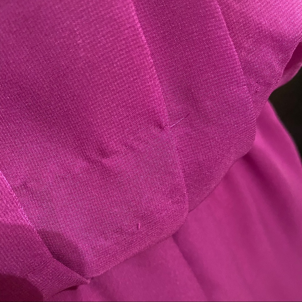 Le Chateau Dress - Picture 4 of 4
